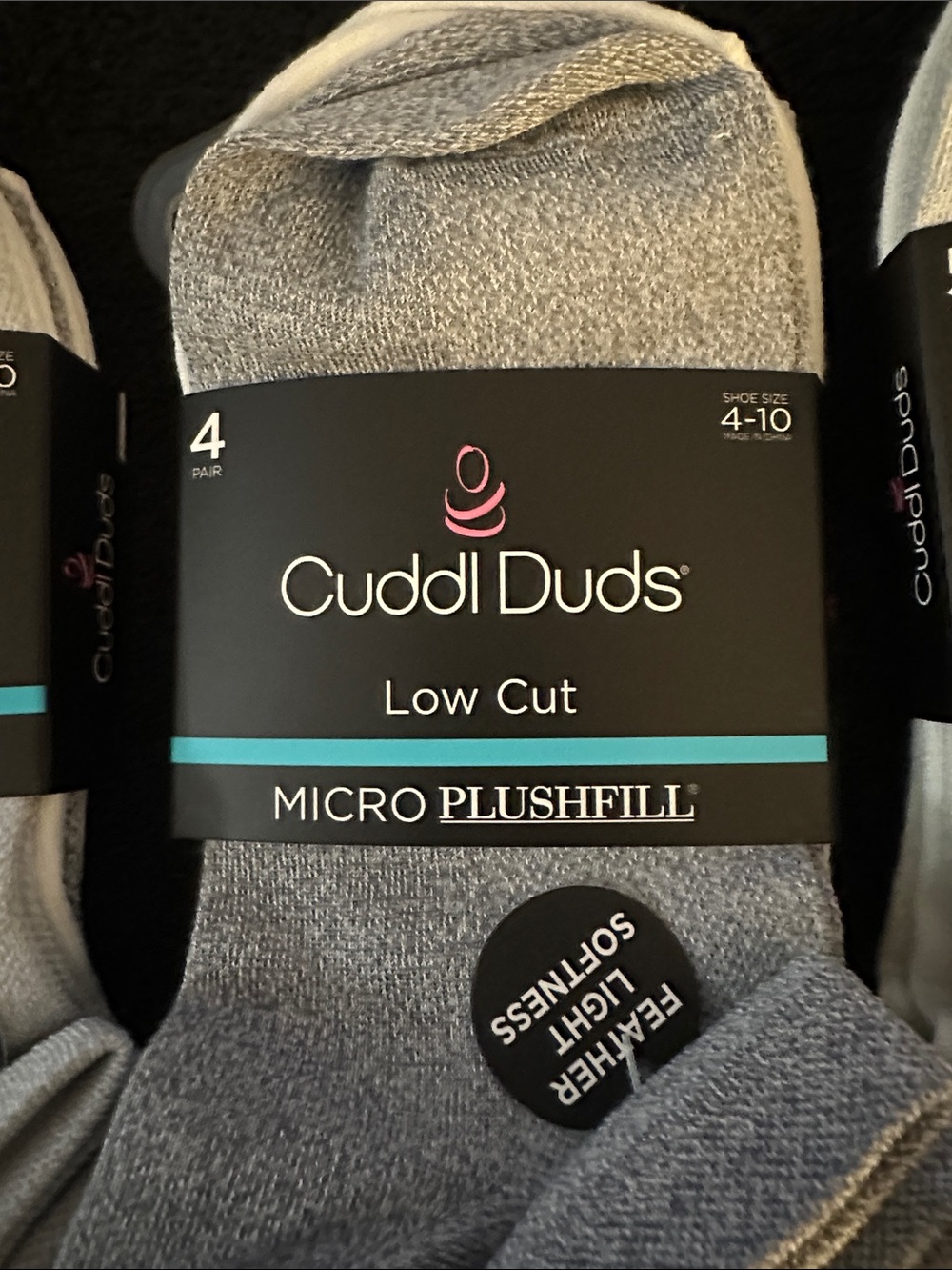 Cuddl Duds Woman”s Low Cut Micro Plushfill Socks Shoe Size 4-10 NWT - Picture 2 of 4